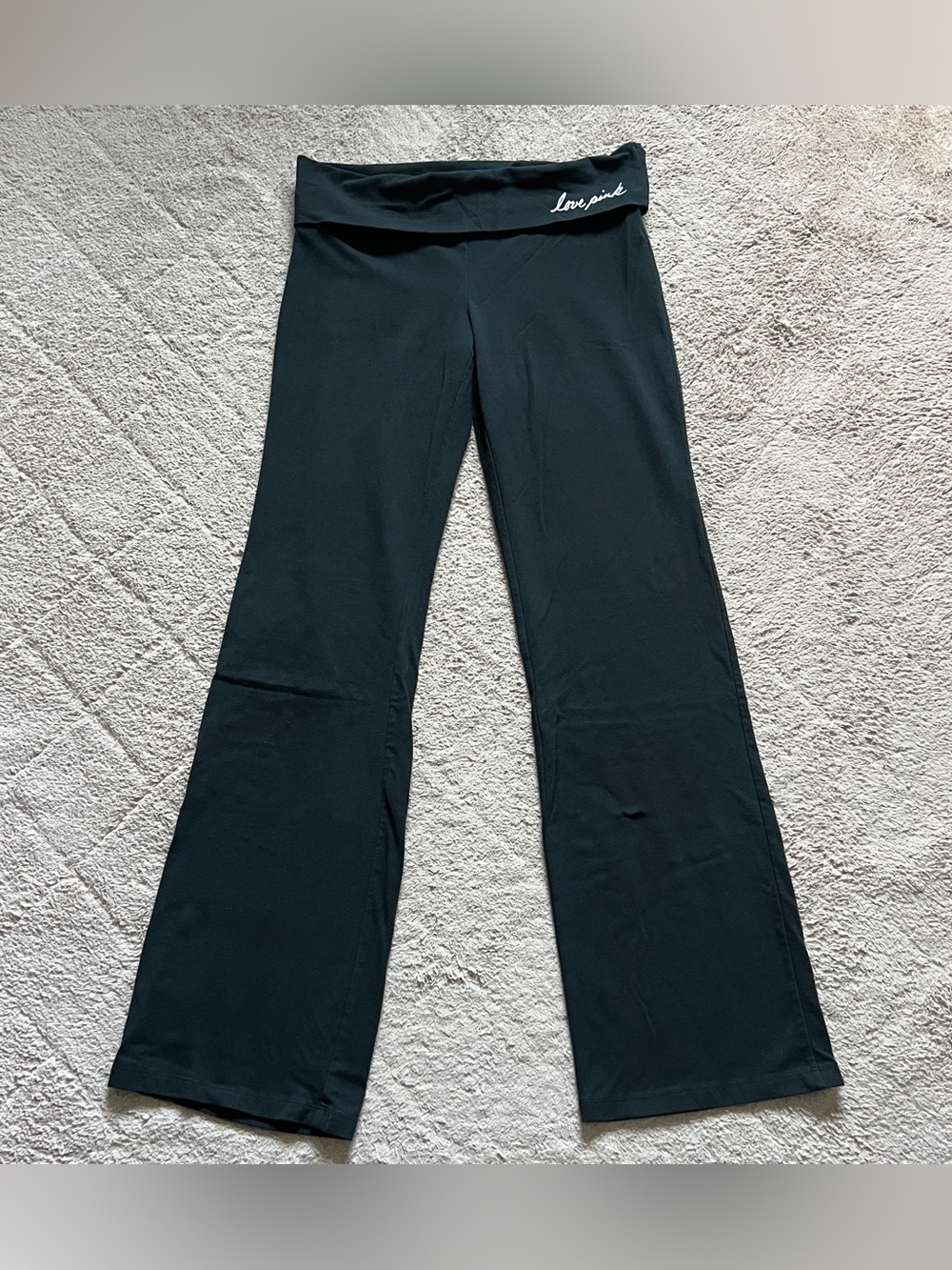 NWOT Victoria's Secret Flared Leg Yoga Pants Sporty Stretch Gym Athleisure Sz L - Picture 2 of 6
